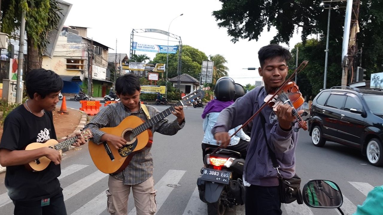 anak-15-tahun-tewas-terlindas-truk-yang-akan-ditumpangi