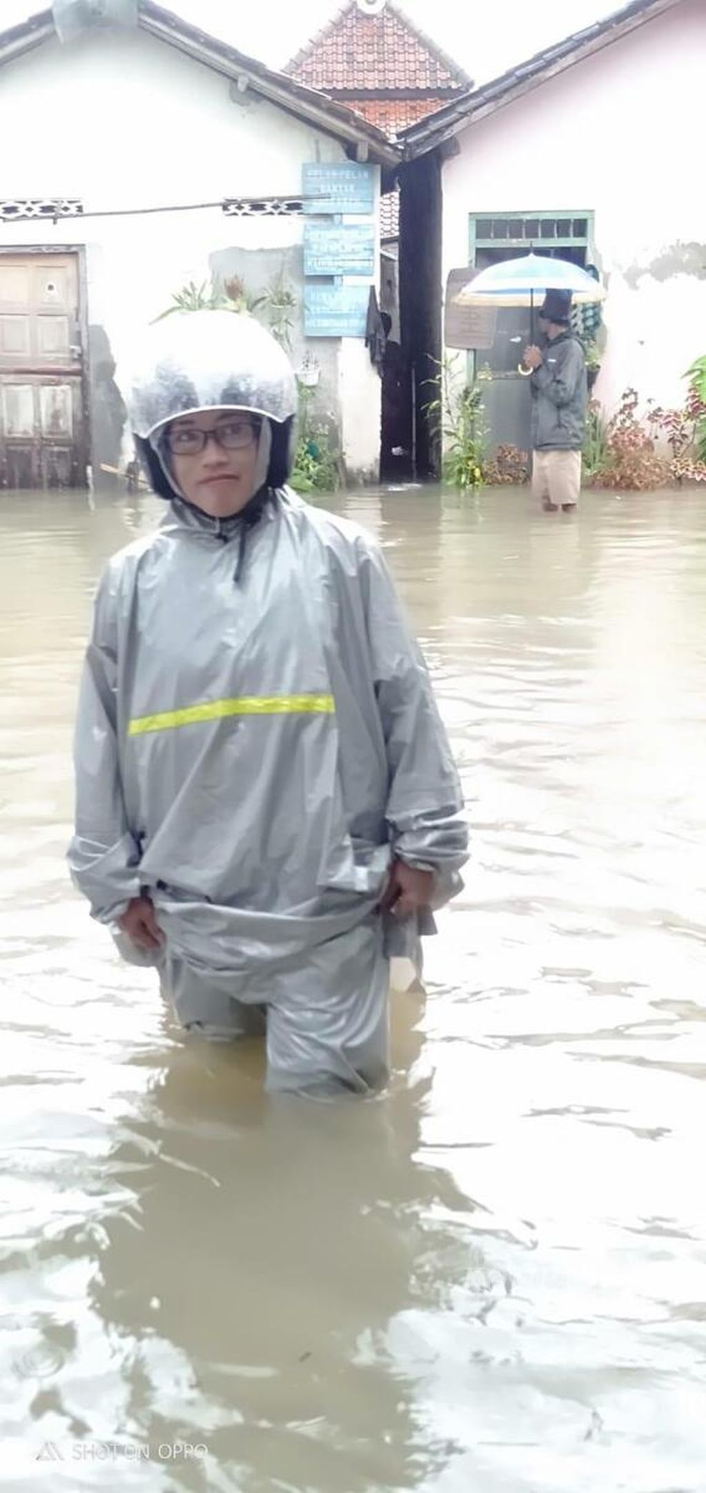 Air tampak menggenang di Kecamatan Butuh, Kabupaten Purworejo, Selasa (15/3/2022).