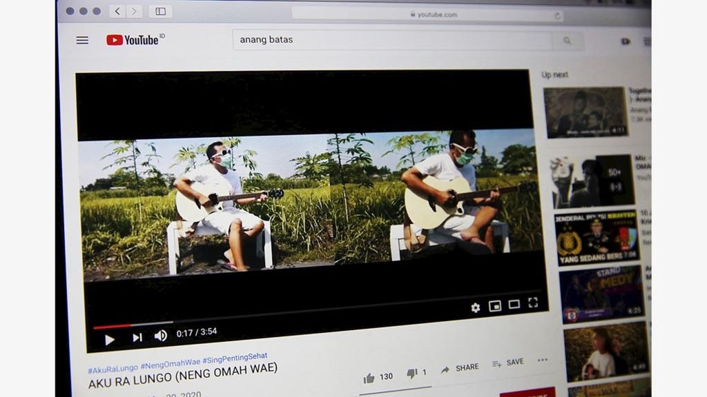 Lagu-lagu bertema Covid-19 yang dibuat para musisi Indonesia dalam masa tinggal di rumah saja bisa ditemukan di Youtube.