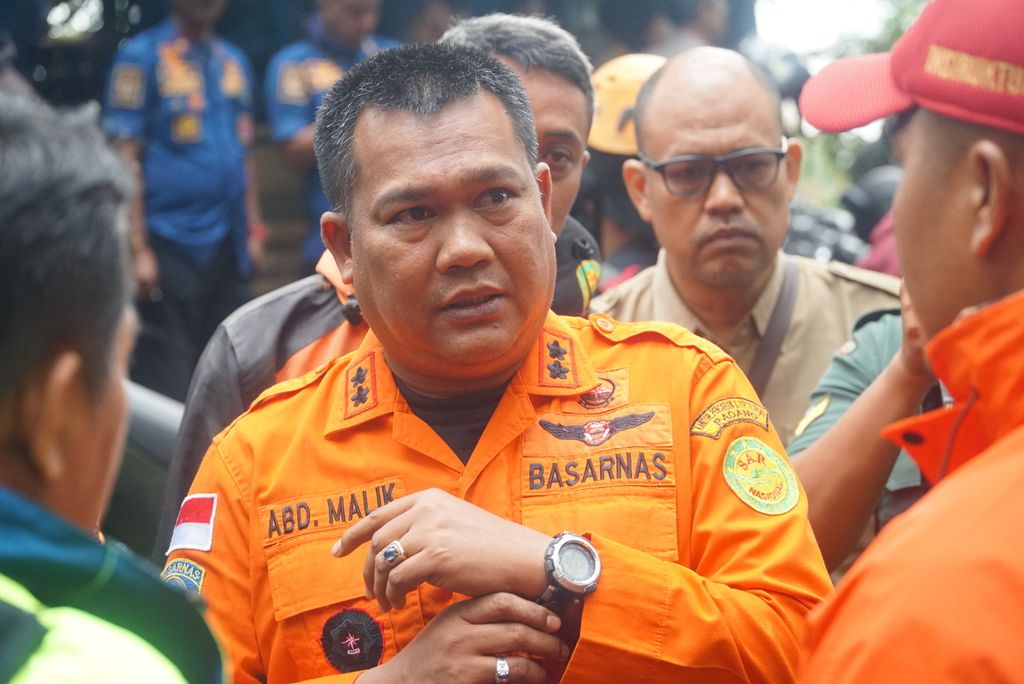 Head of the A-class SAR Office in Padang, Abdul Malik, was in Nagari Batupalano, Sungai Pua district, Agam Regency, West Sumatra, on Monday (4/12/2023).