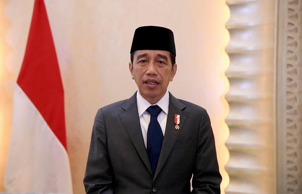 Presiden Jokowi menyampaikan duka cita atas berpulangnya Tjahjo Kumolo dari Abu Dhabi, Uni Emirat Arab, Jumat (1/7/2022).