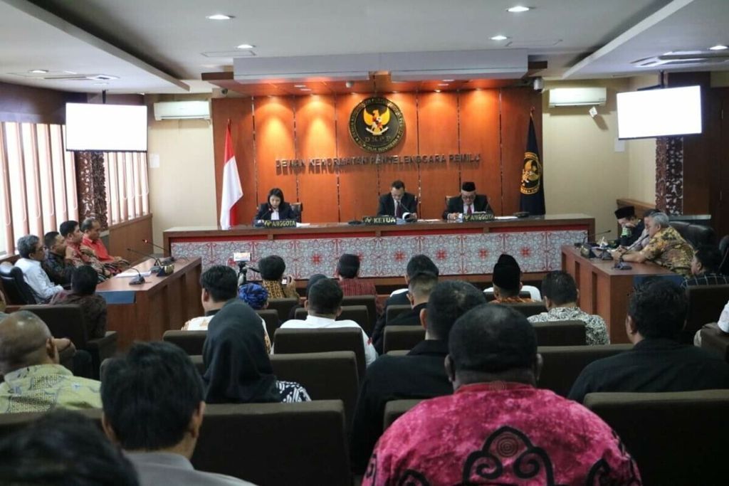 Ilustrasi. Sidang putusan DKPP di Kantor DKPP, Jakarta, Rabu (21/8/2019).