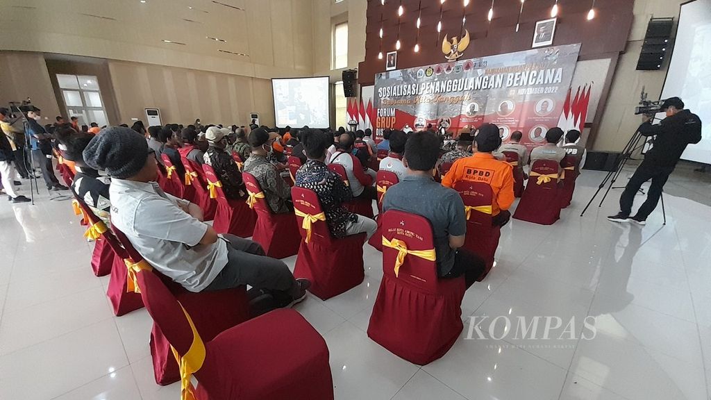 Kegiatan diskusi kelompok terfokus dan sosialisasi penanggulangan bencana dalam rangka setahun pascabanjir bandang di Kota Batu yang berlangsung di Balai Kota Among Tani, Kota Batu, Jawa Timur, Kamis (3/11/2022).