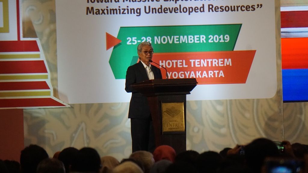 Kepala Satuan Kerja Khusus Pelaksana Kegiatan Usaha Hulu Minyak dan Gas Bumi Dwi Soetjipto memberikan pidato dalam Joint Convention Yogyakarta 2019 di Hotel Tentrem, Yogyakarta, Selasa (26/11/2019).