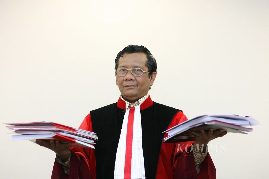 Mohammad Mahfud MD saat menjabat sebagai Ketua Mahkamah Konstitusi pada periode 2008-2013.