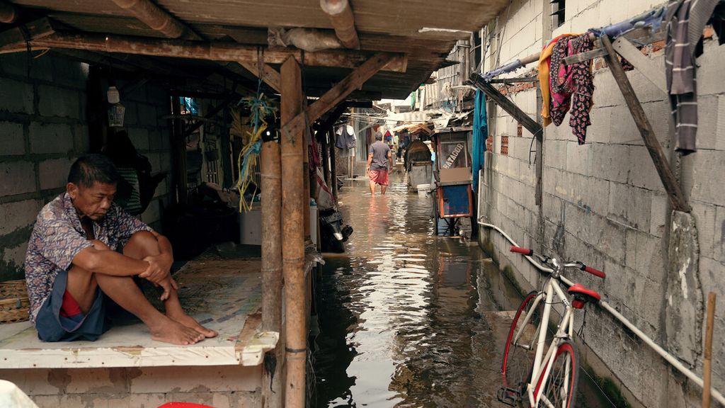 Banjir rob di Kelurahan Pluit, Penjaringan, Jakarta Utara, Kamis (6/1/2022). 