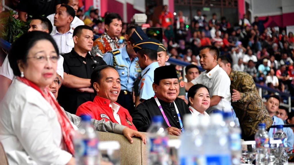 Presiden Joko Widodo dan Prabowo Subianto saat menghadiri pertandingan Asian Games 2018.
