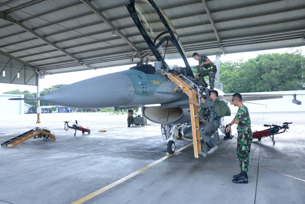 Elang Gesit 2020 yang berlangsung seminggu sejak Senin (16/3/2020) melibatkan semua unsur satuan di jajaran Lanud Iswahjudi dan sejumlah alutsista, seperti  pesawat tempur Sukhoi Skuadron Udara 14, pesawat tempur F-16 Skuadron Udara 3, pesawat tempur T-50i Skuadron Udara 15, dan helikopter jenis Puma H-3310, Skuadron Udara 8 Lanud Atang Sendjaja, Bogor. 