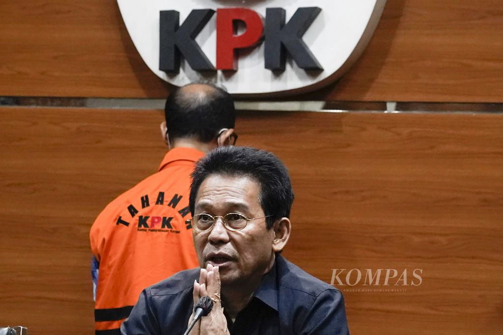 Wakil Ketua KPK Johanis Tanak saat di kantor Komisi Pemberantasan Korupsi, Jakarta, Kamis (8/12/2022).