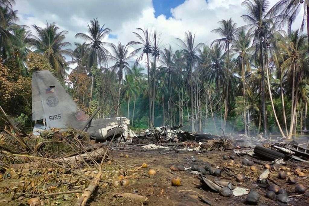 Lokasi kecelakaan pesawat C-130 yang dioperasikan militer Filipina. Pesawat jatuh di Jolo pada Juli 2021.