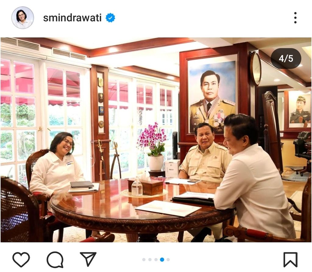 Tangkapan layar unggahan foto pertemuan Menteri Keuangan Sri Mulyani Indrawati dan Wakil Menteri Keuangan Thomas Djiwandono dengan presiden terpilih Prabowo Subianto di Kementerian Pertahanan, Jakarta, Senin (9/9/2024), sebagaimana diunggah Sri Mulyani dalam akun Instagramnya. Pertemuan itu berlangsung selama hampir 3 jam.