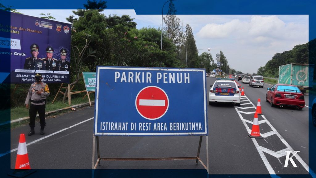 Pengelola Tol Palimanan-Kanci bersama kepolisian masih menerapkan sistem buka tutup <i>rest area </i>atau tempat istirahat di Kilometer 207A, Cirebon, Jawa Barat, Kamis (28/4/2022).