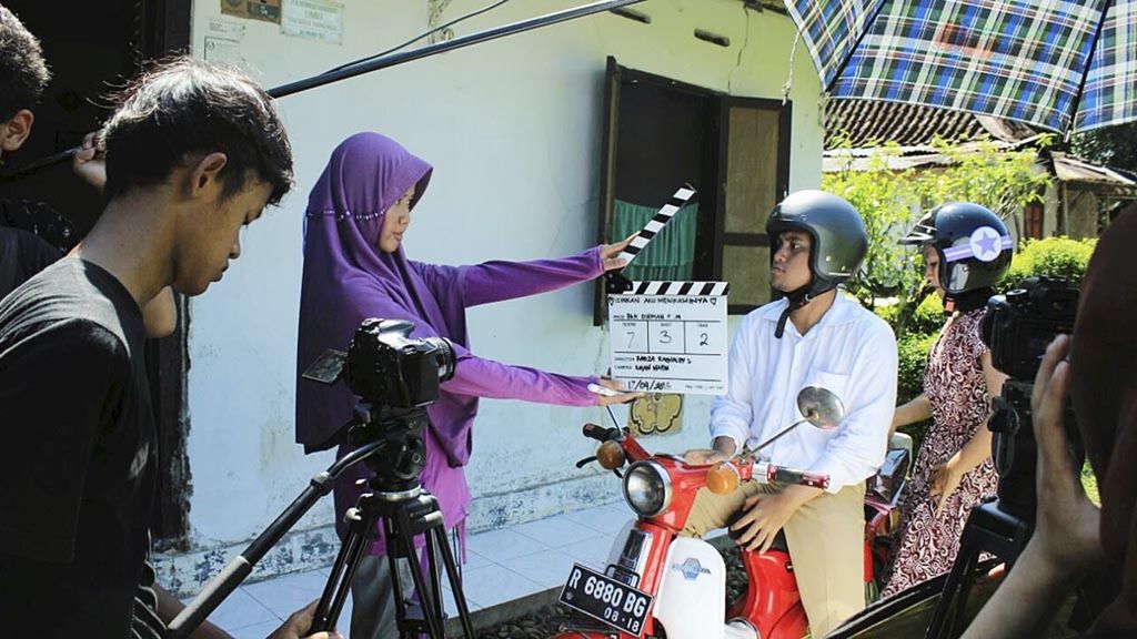 Salah satu adegan film <i>Ijinkan Saya Menikahinya </i>karya SMA Rembang Purbalingga meraih Juara 1 Festival Film Pendek Indonesia untuk kategori Pelajar yang diumumkan pada Jumat (20/1/2017), di Bentara Budaya Jakarta.
