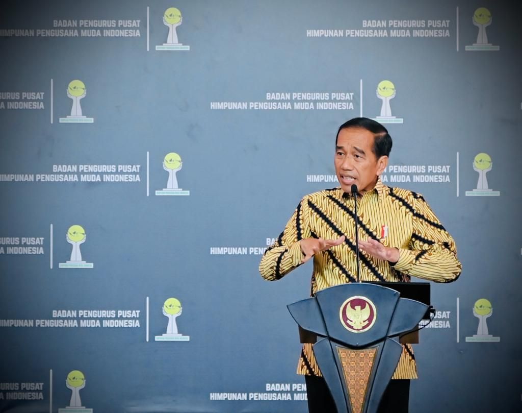Presiden Joko Widodo mengajak Hipmi menjadi bagian kolaborasi besar dalam membangun Indonesia. Hal ini disampaikan dalam pelantikan Badan Pengurus Pusat Himpunan Pengusaha Muda Indonesia (BPP Hipmi) periode 2022-2025, Senin (20/2/2023).
