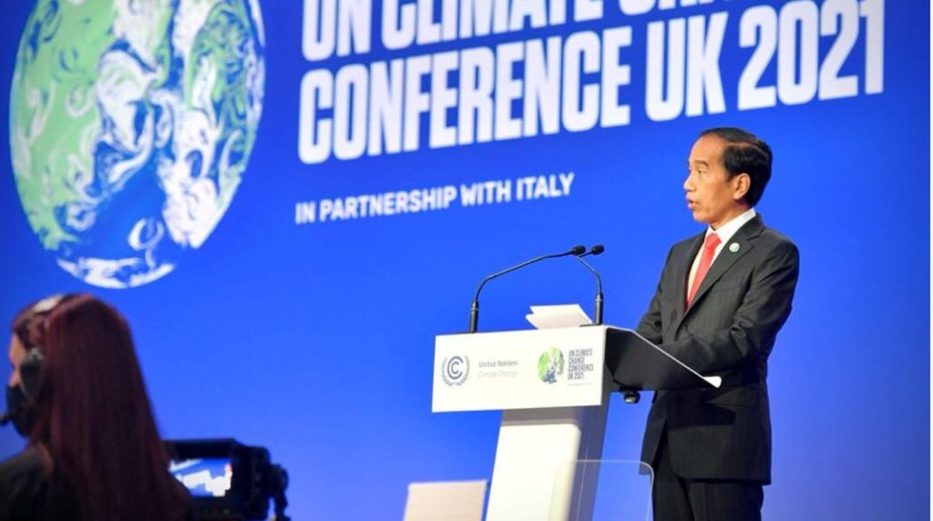 Presiden Joko Widodo berbicara dalam Konferensi Para Pihak tentang Iklim atau COP26, 1 November 2021, di Glasgow, Skotlandia. 