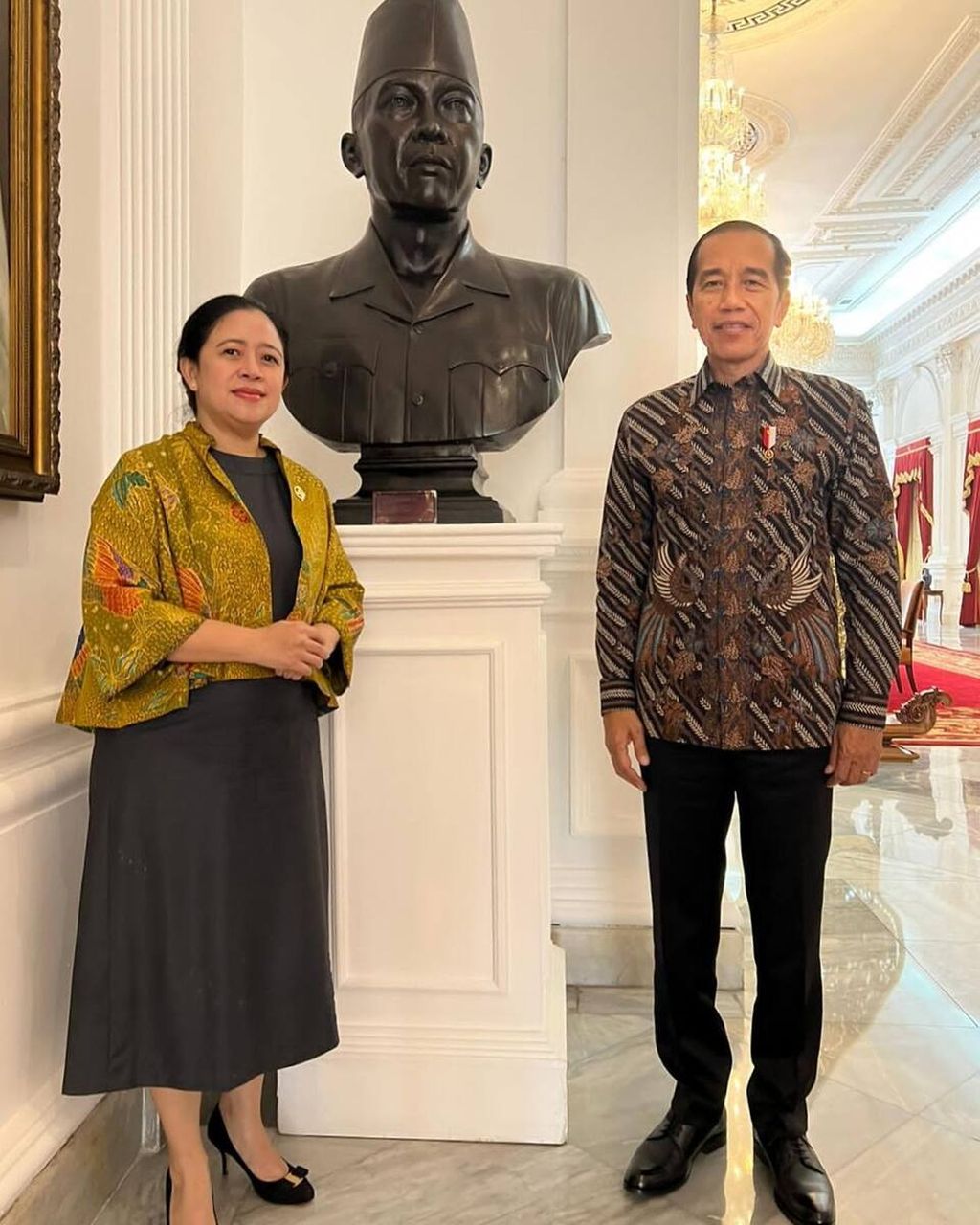 Ketua DPR yang juga Ketua DPP PDI-P Puan Maharani bertemu dengan Presiden Joko Widodo di Istana Merdeka, Jakarta, Selasa (13/6/2023). Dalam pertemuan tersebut, Puan menyebutkan, salah satu yang dibahas mengenai perkembangan politik Tanah Air.