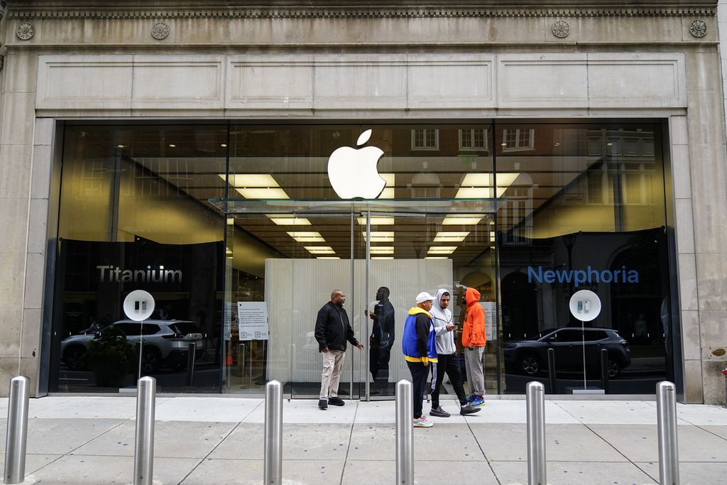 Toko Apple di Philadelphia, Amerika Serikat, pada September 2023.