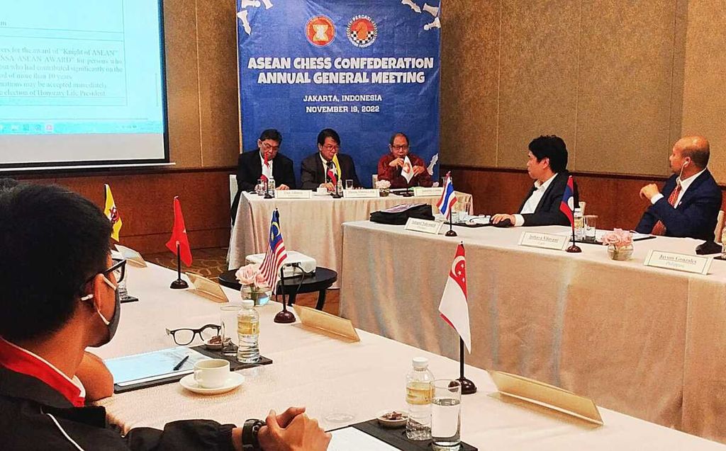 Presiden terpilih Konfederasi Catur ASEAN (ACC) periode 2022-2024, Ignatius Leong yang mewakili Singapura, dalam konferensi pers yang diselenggarakan di Jakarta, Sabtu (19/11/2022).