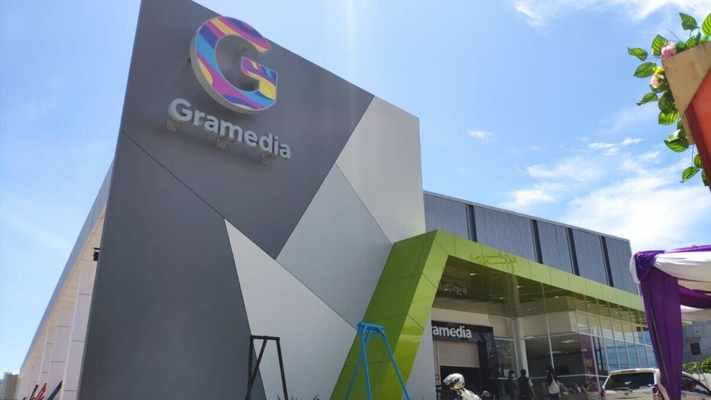 Toko Gramedia menambah lagi gerainya di Bengkulu dengan nama Gramedia Bengkulu Meranti, awal Desember 2021.