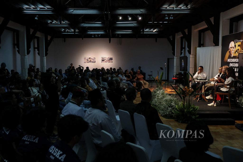 Suasana acara Ngobrol Asik Karya Romo Mangun: Guru Kemanusiaan di Bentara Budaya Jakarta, Sabtu (18/5/2024). Panitia Peringatan 25 Tahun Wafatnya Yusuf Bilyarta Mangunwijaya atau kerap dikenal Romo Mangun menggelar diskusi pada acara itu. 