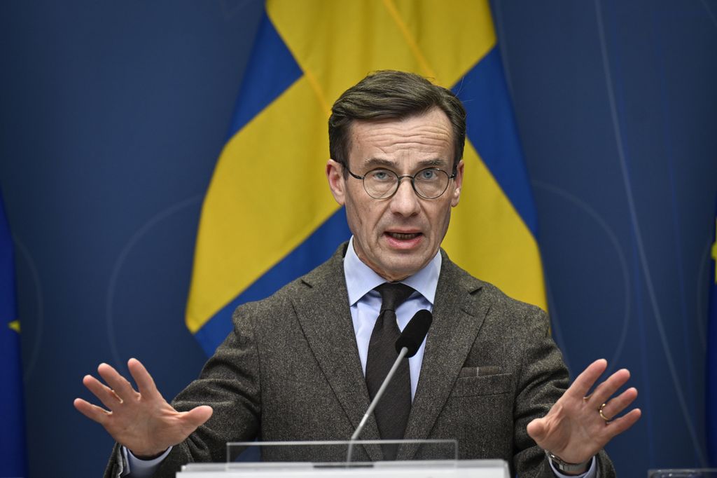 Perdana Menteri Swedia Ulf Kristersson menyampaikan keterangan dalam konferensi pers tentang pencalonan Swedia menjadi anggota Pakta Pertahanan Atlantik Utara (NATO) di Stockholm, Swedia, 24 Januari 2023. 
