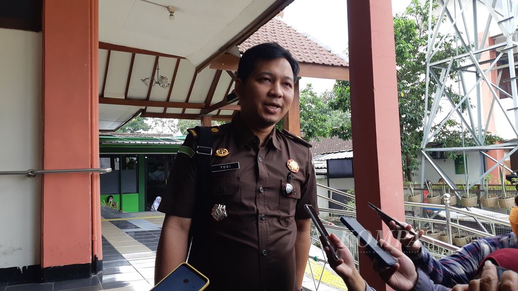 Yogi Sudarsono, Kepala Seksi Pidana Umum Kejari Kota Batu