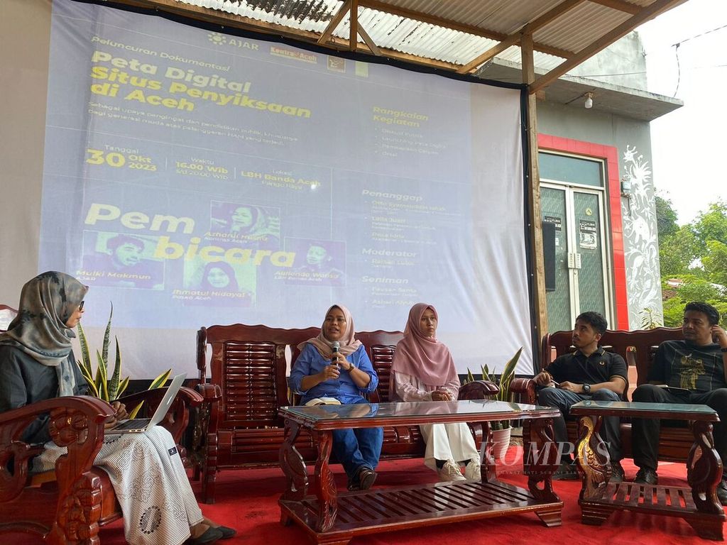 Peluncuran peta digital situs pelanggaran hak asasi manusia berat yang pernah terjadi di Provinsi Aceh, Senin (30/10/2023), di Kantor Lembaga Bantuan Hukum (LBH) Banda Aceh. 