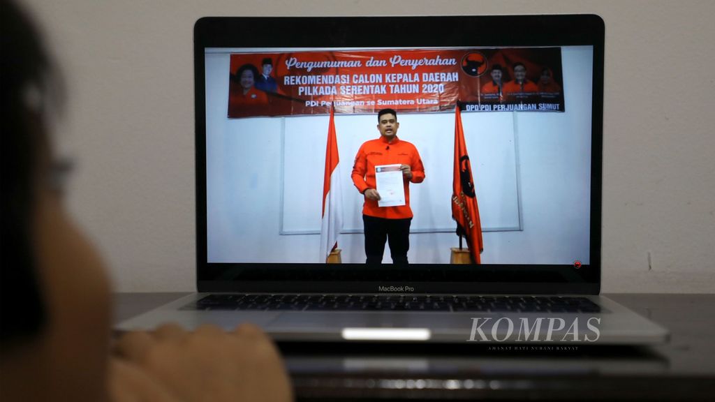 Menantu Presiden Joko Widodo, Bobby Nasution, menyampaikan sambutan setelah mendapatkan rekomendasi dari Partai Demokrasi Indonesia Perjuangan sebagai calon wali kota Medan 2020, Selasa (11/8/2020).