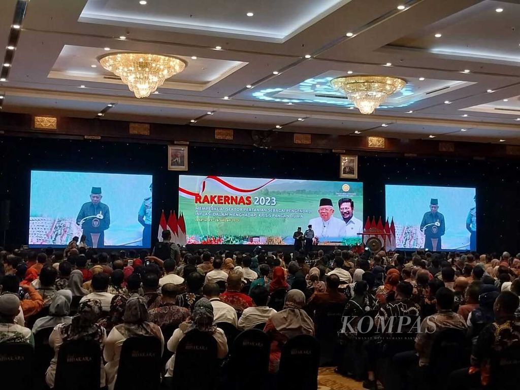 Wakil Presiden Maruf Amin membuka Rapat Kerja Nasional 2023 Kementerian Pertanian bertema Memperkuat Sektor Pertanian sebagai Pengendali Inflasi dalam Menghadapi Krisis Pangan Dunia yang diadakan di Jakarta, Rabu (25/1/2023).