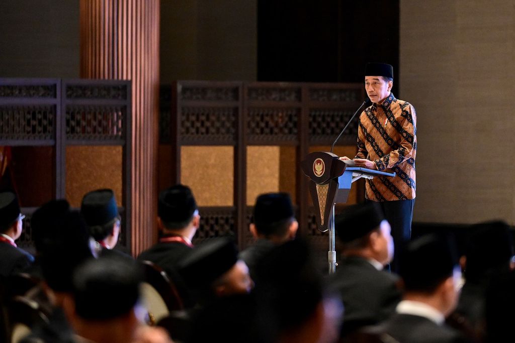 Presiden Joko Widodo menyambut para peserta Rapat Koordinasi Nasional Baznas Tahun 2024 di Istana Negara, Ibu Kota Nusantara, Kalimantan Timur, Rabu (25/9/2024). Pembukaan Rakornas Baznas dilangsungkan di IKN, sedangkan Rakornas diselenggarakan di Balikpapan.