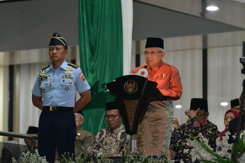 Wakil Presiden KH Ma’ruf Amin membuka Seleksi Tilawatil Qur'an dan Hadis (STQH) Ke–27 di Kota Jambi, Senin (30/10/2023) malam.