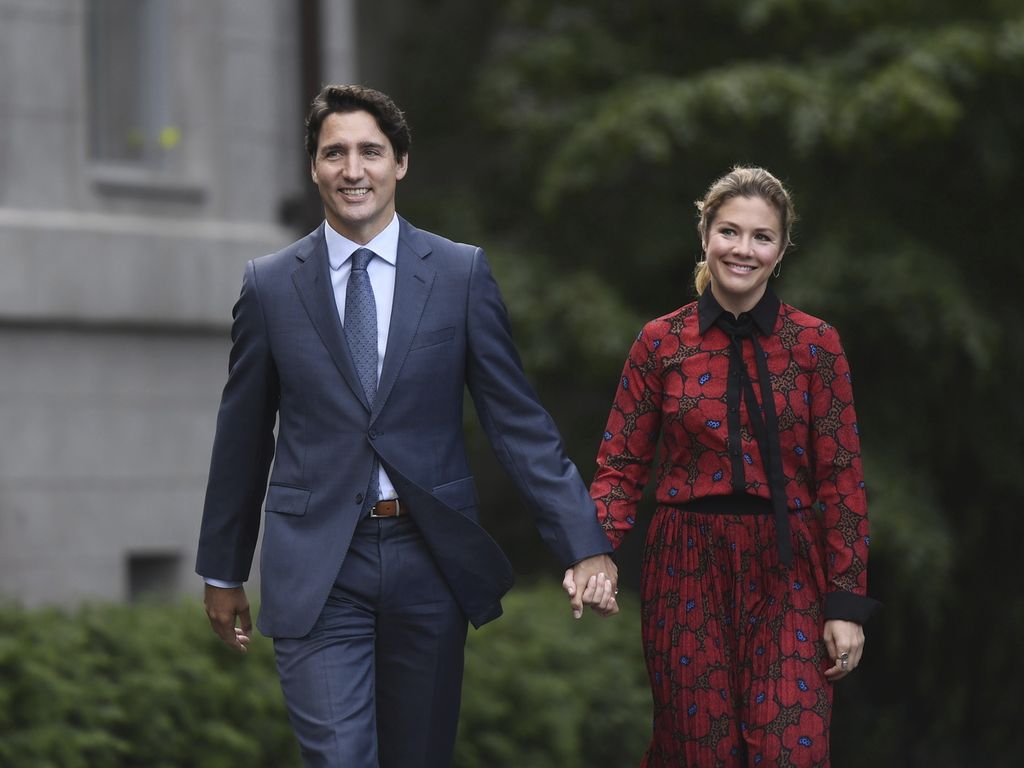 Perdana Menteri Kanada  Justin Trudeau dan istrinya, Sophie Gregoire Trudeau, menghadiri salah satu kegiatan di Ottawa, Kanada pada September 2019. Pada 2 Agustus 2023, mereka mengumumkan perpisahan setelah 18 tahun menikah.