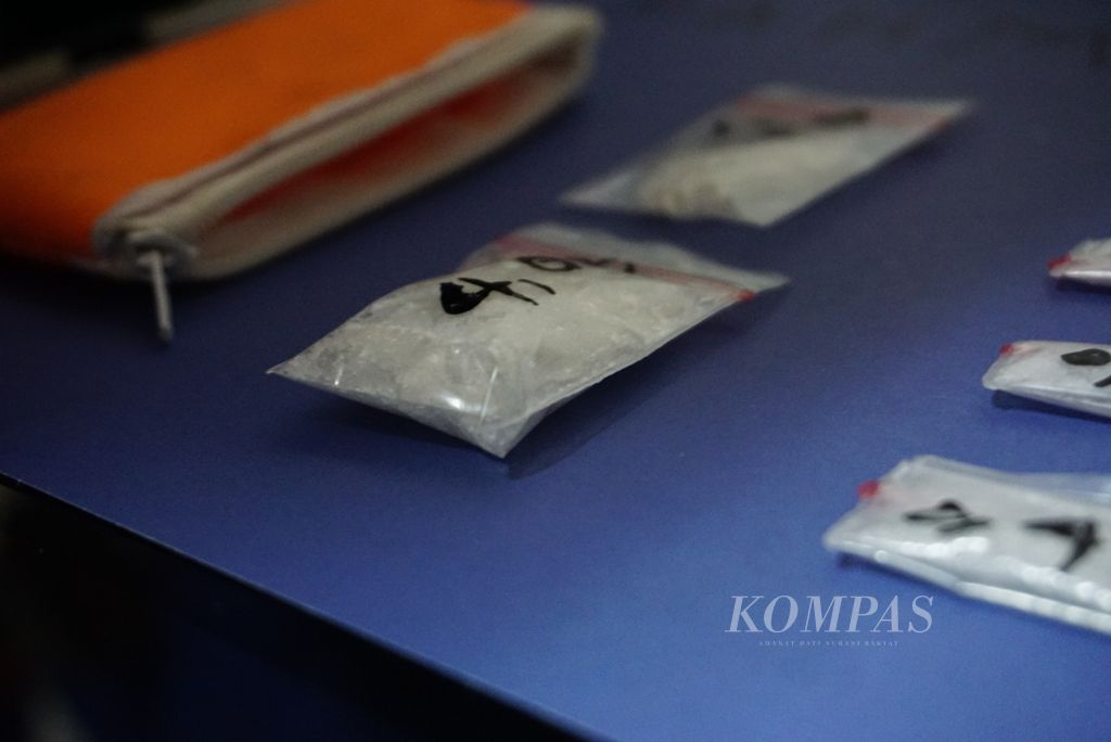 Ilustrasi: barang bukti sabu seberat 7,7 gram diamankan BNN Kota Balikpapan, Kalimantan Timur, Kamis (3/10/2019).