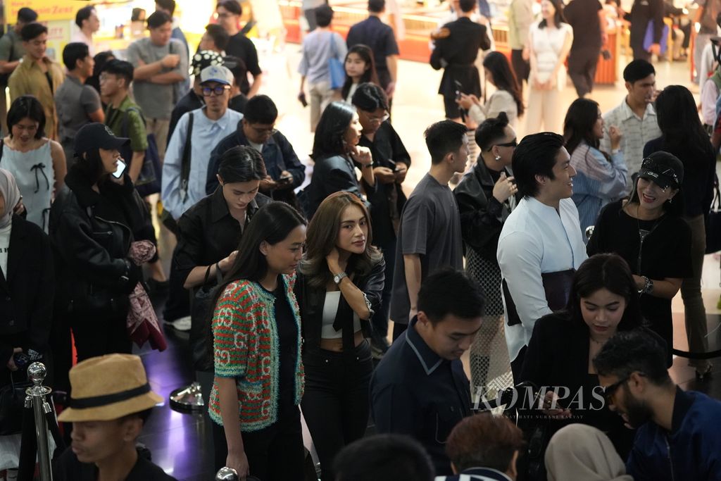 Suasana peragaan busana Plaza Indonesia Mens Fashion Week di Jakarta, Rabu (4/9/2024). 