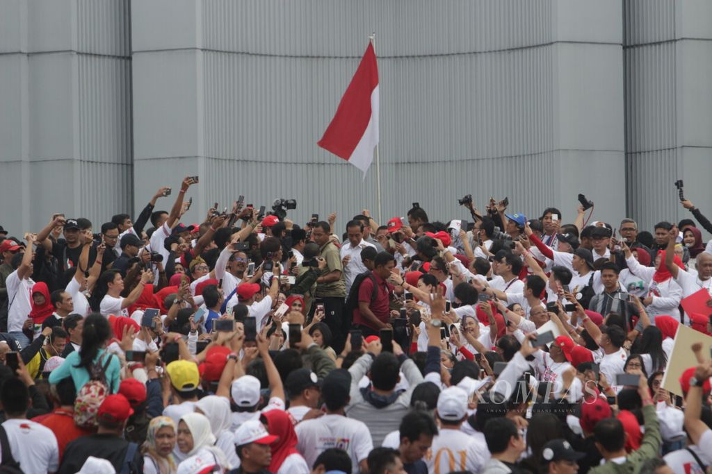 Kampanye pilpres Joko Widodo di monumen juang Bandung