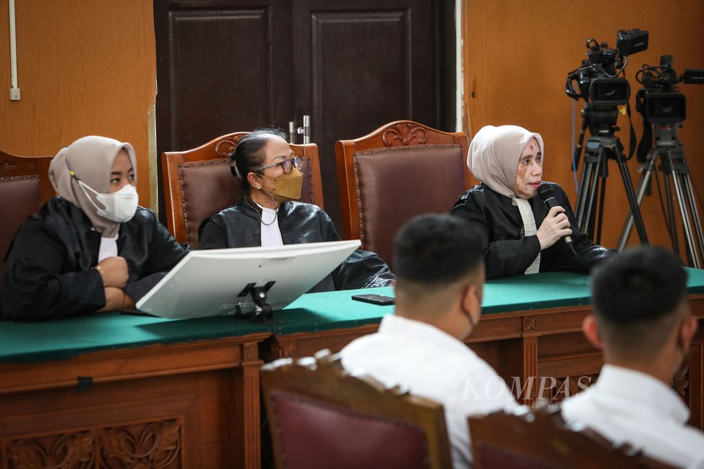 Jaksa penuntut umum berbicara kepada hakim di Pengadilan Negeri Jakarta Selatan, Kamis (10/8/2023). 