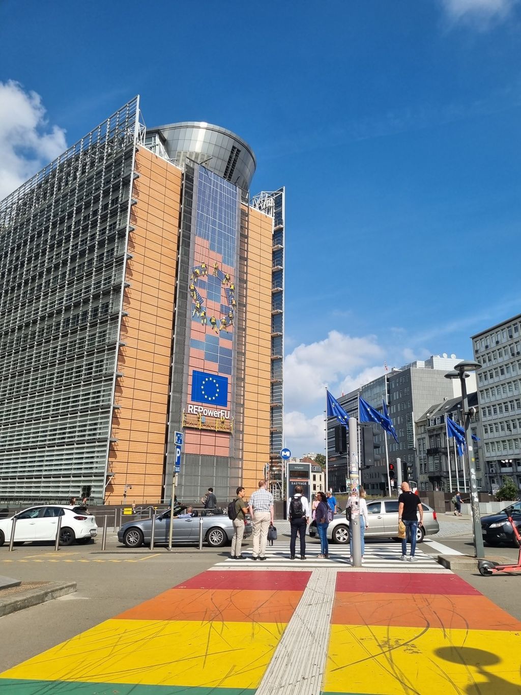 Gedung Komisi Eropa di Bundaran Schuman, Brussels, Belgia, 12 September 2023. 