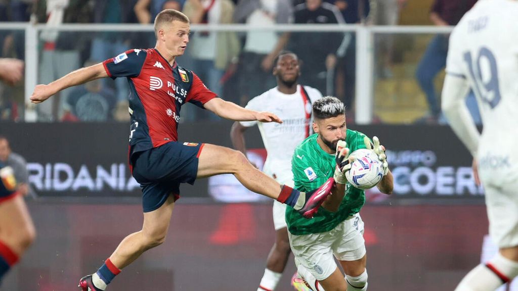 Genoa, Italy. 24 April 2022. Albert Guomundsson of Genoa CFC is