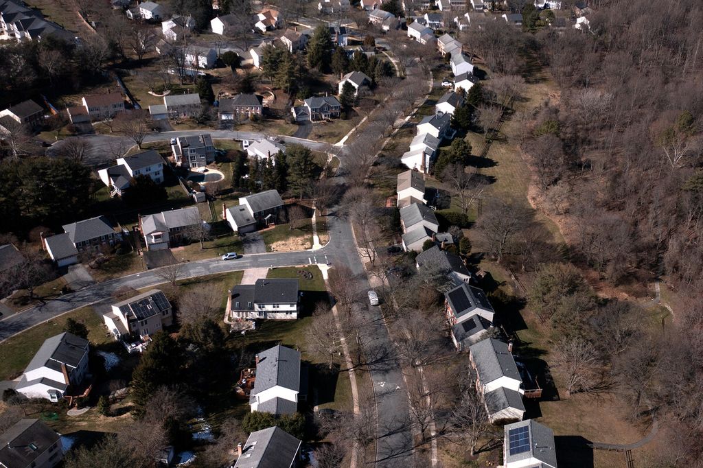 Pemandangan dari udara terhadap perumahan di Gaithersburg, Maryland, Amerika Serikat, 21 Februari 2024. 