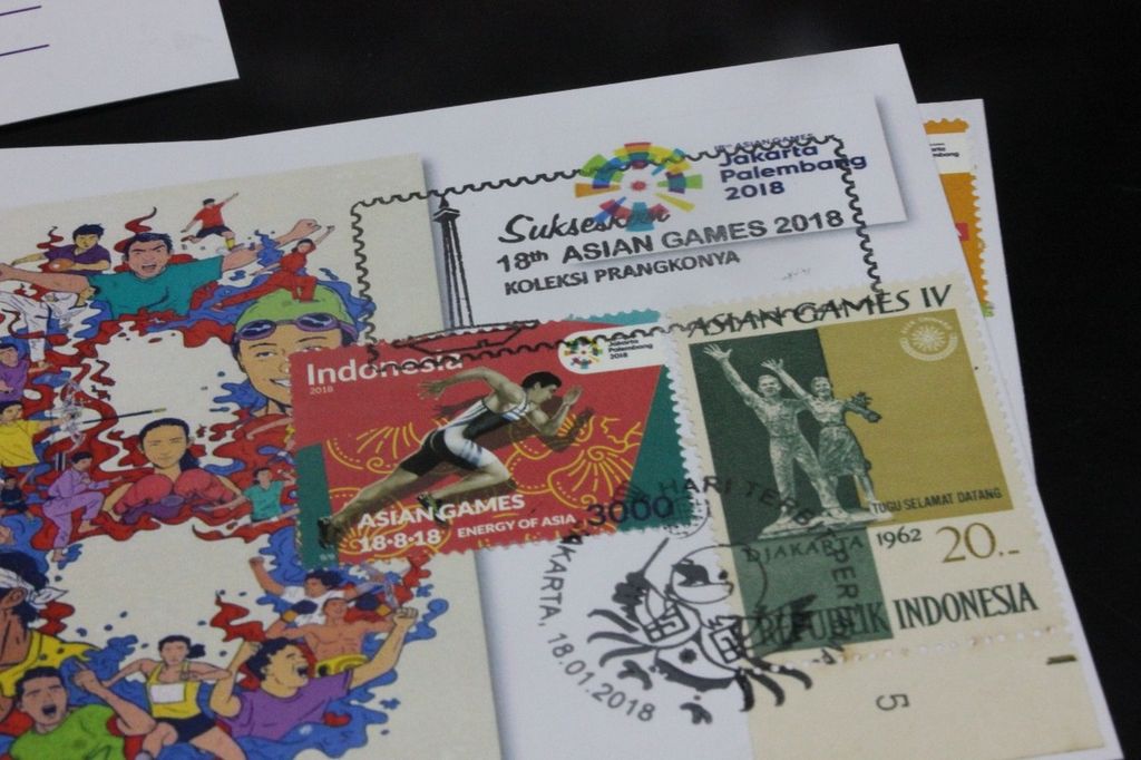 Selembar kartu pos yang telah ditempel prangko edisi Asian Games 2018. Keberadaan prangko edisi Asian Games 2018 dimanfaatkan filatelis dan kolektor kartu pos untuk menyosialisasikan ajang olahraga empat tahunan itu.