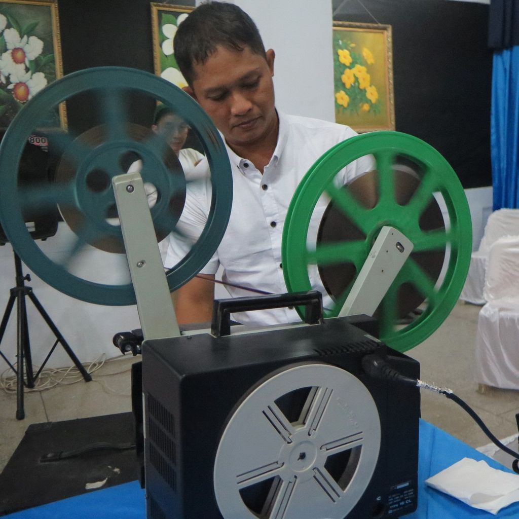 Pemutaran film lawas di Museum Bioskop Tempoa, Kota Jambi, Kamis (26/10/2023). 