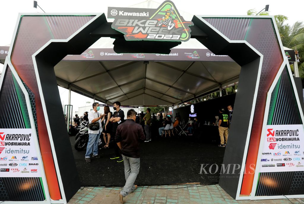 Pintu masuk ke lokasi gelaran KBW 2023 di Pantia Festival, Ancol, Jakarta Utara, Sabtu (4/2/2023). 