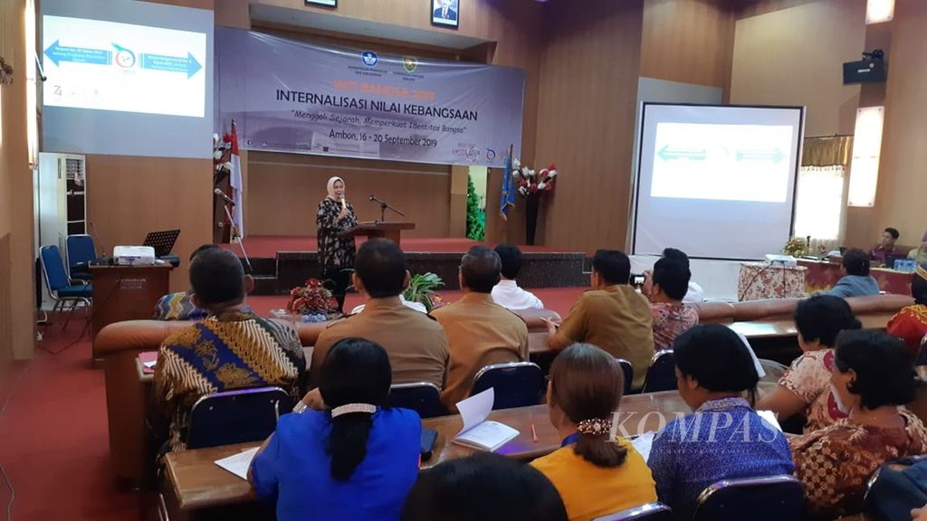 Pembukaan kegiatan Internalisasi Nilai Kebangsaan (Inti Bangsa) 2019 di Ambon, Maluku, Senin (16/9/2019). Kegiatan ini bertujuan untuk memupuk nilai kebangsaan melalui pelajaran sejarah.