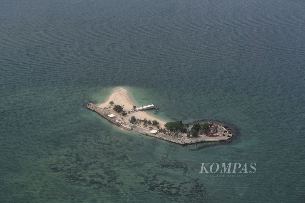 Pulau Onrust di Kepulauan Seribu.