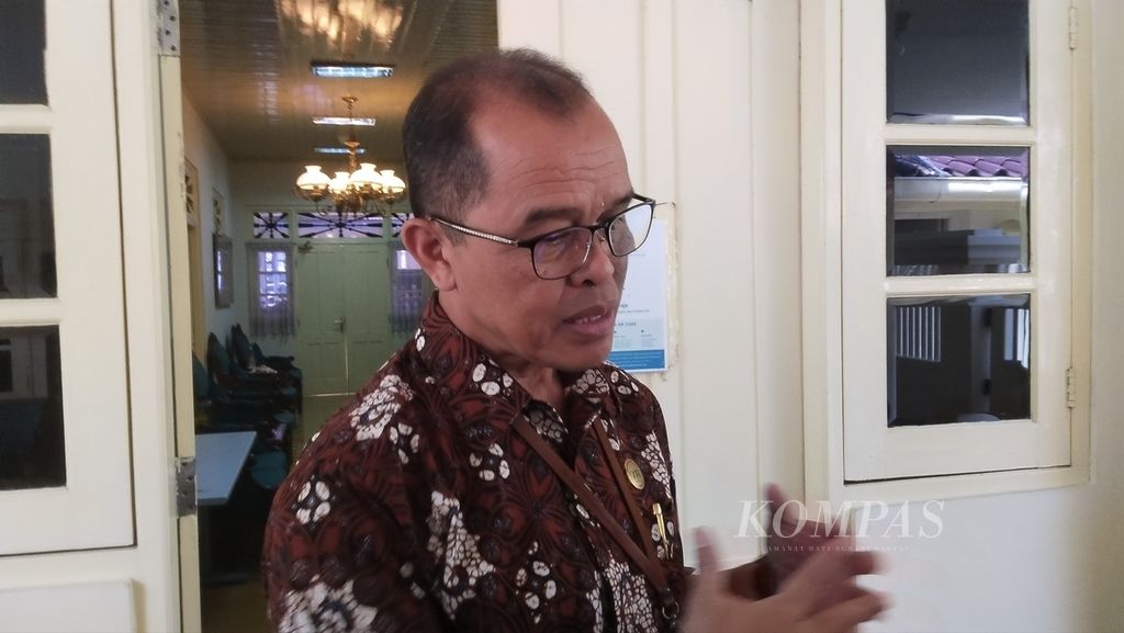 DIY Regional Secretary Beny Suharsono, when met at his office, Monday (29/4/2024).