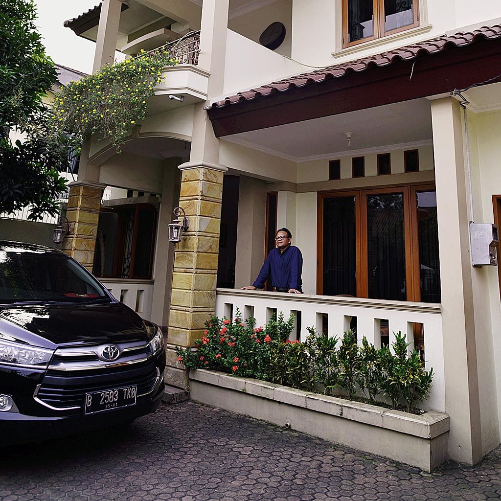 Rumah mantan rektor UIN Syarif Hidayatullah Prof Komarudin Hidayat di Ciputat, Tangerang Selatan, Banten, Kamis (25/5).