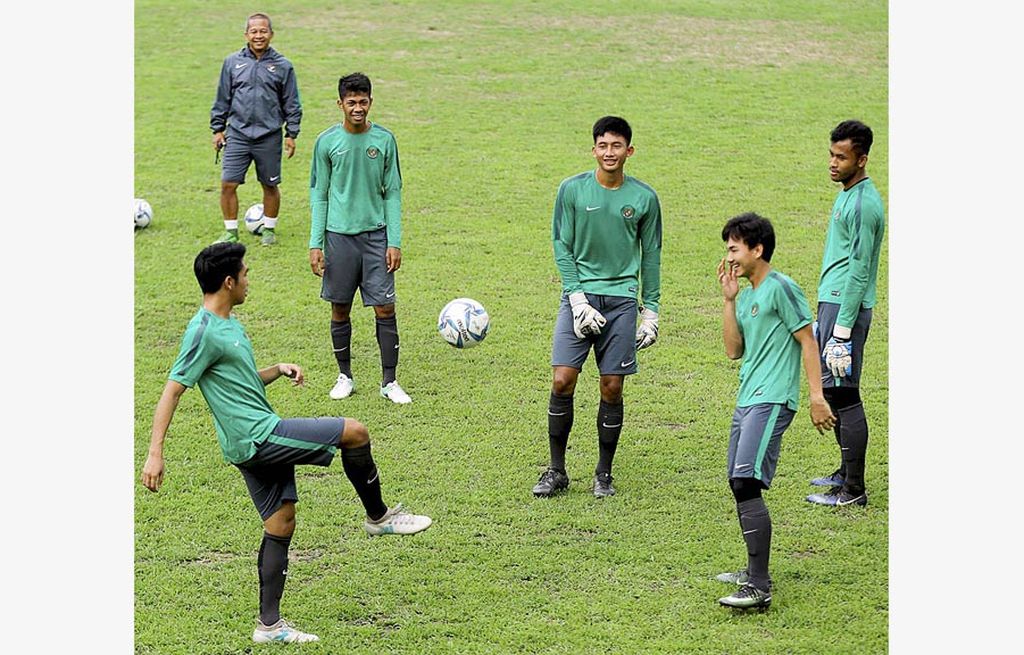 Para pemain tim nasional Indonesia U-18, Minggu (10/9),  menjalani latihan menjelang laga ketiga Grup B Piala AFF U-18  melawan Vietnam di Stadion Thuwunna, Yangon, Myanmar, pada Senin ini pukul 15.30 WIB.