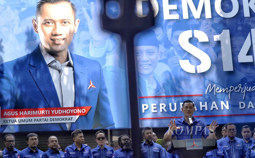 Ketua Umum Partai Demokrat Agus Harimurti Yudhoyono ketika menyampaikan Pidato Awal Tahun 2023 di Kantor DPP Partai Demokrat, Jakarta (12/1/2023). 