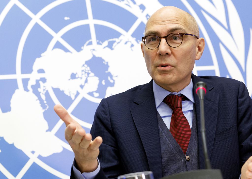 Komisioner Tinggi PBB untuk Hak Asasi Manusia Volker Turk berbicara kepada awak media dalam konferensi pers di markas Eropa pada kantor PBB di Geneva, Swiss, 9 Desember 2022. 
