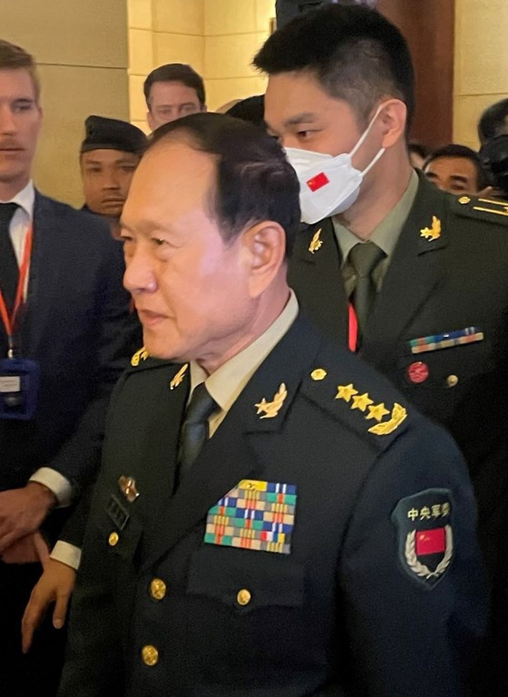 Menteri Pertahanan China Wei Fenghe tiba untuk pertemuan dengan timpalannya dari AS, Menteri Pertahanan Lloyd Austin, di Siem Reap, Kamboja, 22 November 2022.